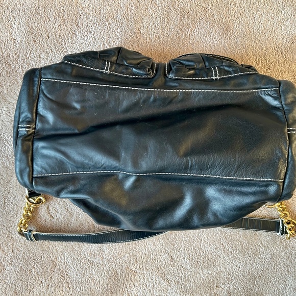 Badgley Mischka Black Leather Purse with Gold Hardware - Picture 8 of 9